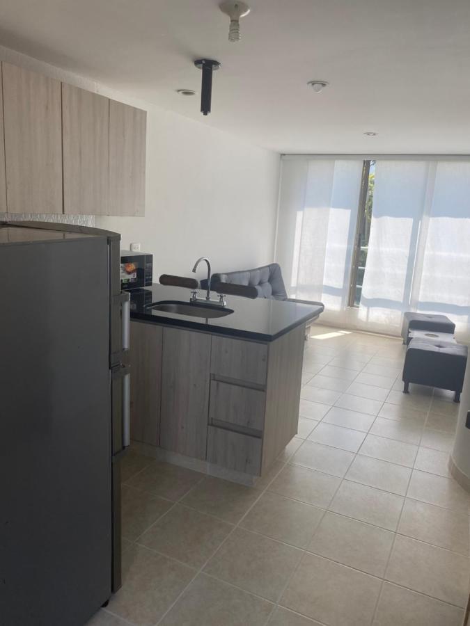 Apartaestudio Amoblado Con Excelente Ubicacion Lejlighed Pereira Eksteriør billede