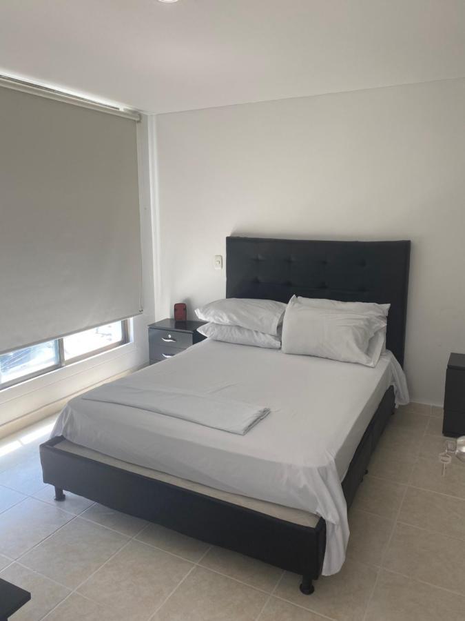 Apartaestudio Amoblado Con Excelente Ubicacion Lejlighed Pereira Eksteriør billede