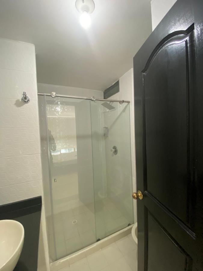Apartaestudio Amoblado Con Excelente Ubicacion Lejlighed Pereira Eksteriør billede